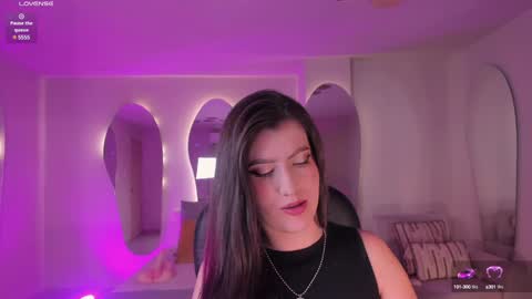 Snapshot of amberfarrell chatting on 12-22-24, 09:31 Amber online show from 12-22-24, 09:31