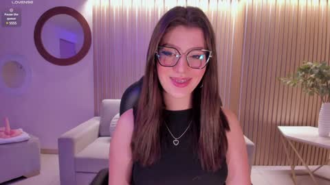 Snapshot of amberfarrell chatting on 02-03-25, 08:46 Amber online show from 02-03-25, 08:46