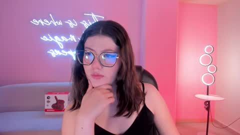 Amber  online show from 01-31-26, 08:07