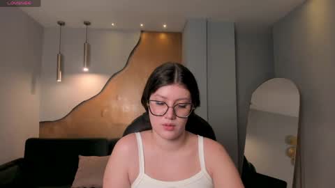 Amber  online show from 06-06-26, 08:13