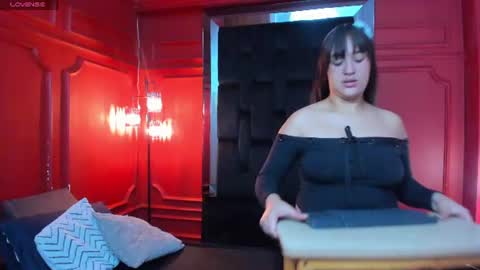Amber Hanks online show from 06-15-26, 12:18
