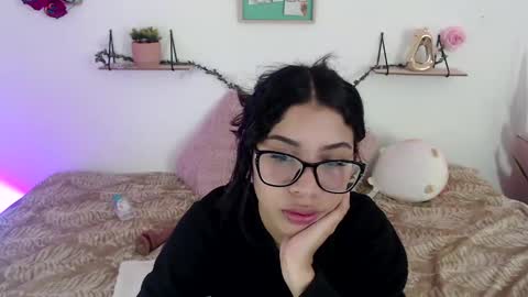 Amber Jeong online show from 01-02-25, 10:44