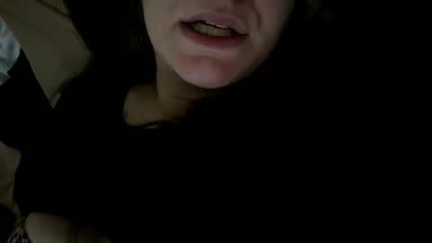 Snapshot of amberkni chatting on 04-11-26, 06:18 amberkni online show from 04-11-26, 06:18