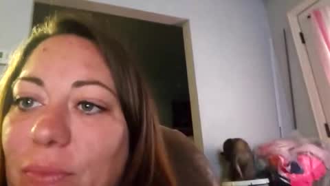 Snapshot of amberlaynexoxo chatting on 03-12-26, 02:45 amberlaynexoxo online show from 03-12-26, 02:45