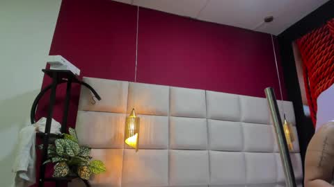 Amber .. online show from 04-09-26, 06:46