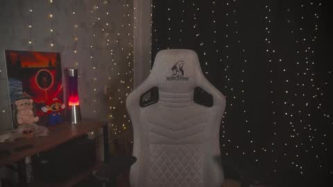 Snapshot of amberlyyy chatting on 10-22-25, 03:18 my name is Sonya but you can call me your favorite girl 3 online show from 10-22-25, 03:18