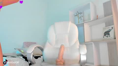 Amber online show from 09-12-25, 07:36