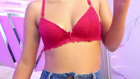 Snapshot of amberr_sweett chatting on 04-01-26, 06:49 Amber online show from 04-01-26, 06:49