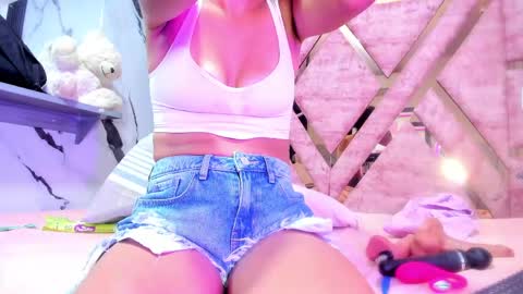 Snapshot of amberr_sweett chatting on 05-03-26, 06:25 Amber online show from 05-03-26, 06:25