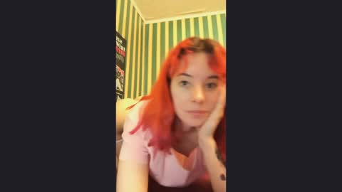 Snapshot of amberrrdolll chatting on 05-04-26, 11:01 amberrrdolll online show from 05-04-26, 11:01