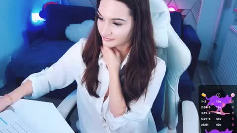 AmbraEnm online show from 03-12-26, 01:50