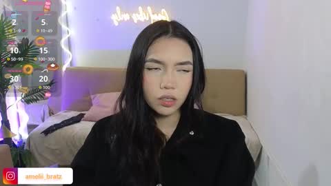 AMELIA online show from 10-14-25, 11:33