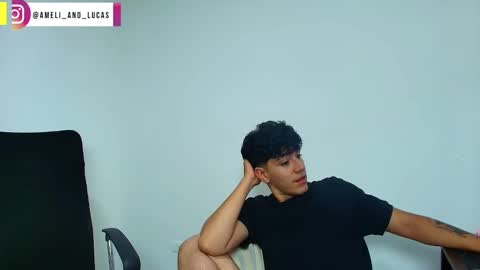 Snapshot of ameli_and_lucas chatting on 12-28-24, 03:47 Amelia Lucas online show from 12-28-24, 03:47