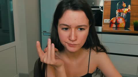 Snapshot of ameli_moon chatting on 12-15-24, 08:04 Eileen online show from 12-15-24, 08:04