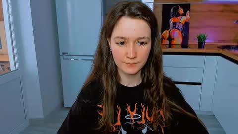 Snapshot of ameli_moon chatting on 03-01-25, 01:18 Eileen online show from 03-01-25, 01:18