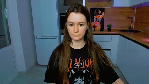 Snapshot of ameli_moon chatting on 03-05-25, 06:56 Eileen online show from 03-05-25, 06:56