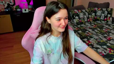 Snapshot of ameli_moon chatting on 11-30-25, 11:47 Eileen online show from 11-30-25, 11:47