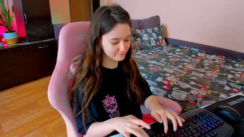 Eileen online show from 04-11-26, 11:03