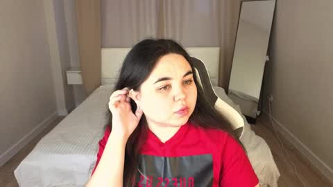 Ameli Watts online show from 05-16-26, 09:06