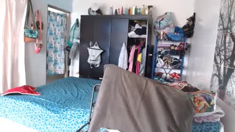 amelia  online show from 03-08-25, 02:30