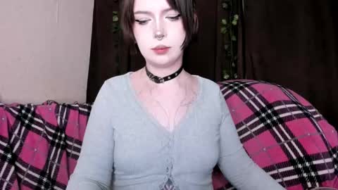 Snapshot of amelia__miller chatting on 05-18-26, 06:36 Amelia online show from 05-18-26, 06:36