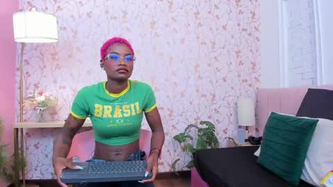 Amelia Adams online show from 04-15-26, 04:36