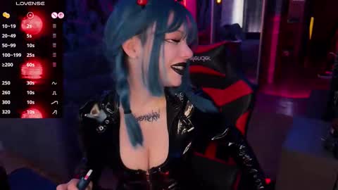 Amelia Aley  online show from 09-19-25, 09:11