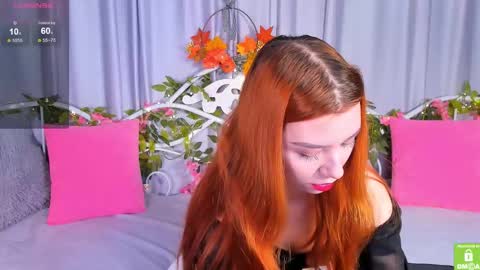 Snapshot of amelia_skyy chatting on 12-17-25, 02:28 Anna online show from 12-17-25, 02:28
