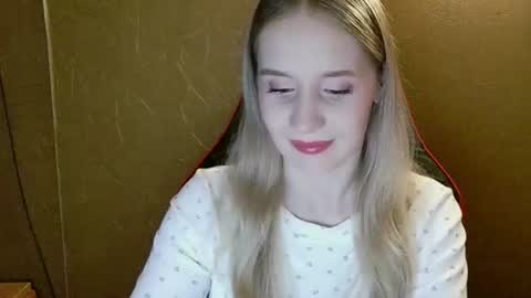 Amelia  online show from 07-08-26, 08:24