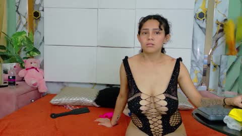 Snapshot of ameliaandemily chatting on 09-13-25, 02:06 Amelia AND Emily online show from 09-13-25, 02:06