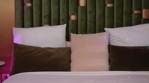 Amelia online show from 01-06-25, 07:20