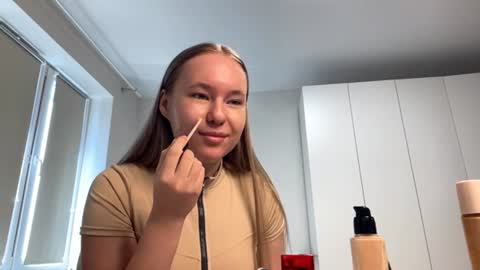 I am Amelie ntmu Lets hit 10 Thumbs Up together online show from 06-21-26, 11:57