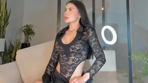 Snapshot of ameliajones_1 chatting on 07-01-26, 01:51 Ameliajones online show from 07-01-26, 01:51