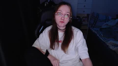 Snapshot of ameliakamishiro chatting on 11-28-25, 04:15 Amelia online show from 11-28-25, 04:15