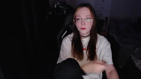 Snapshot of ameliakamishiro chatting on 11-29-25, 09:34 Amelia online show from 11-29-25, 09:34