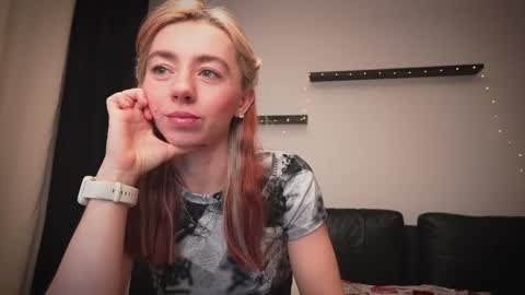 Snapshot of ameliamber0 chatting on 12-04-24, 03:32 Amelia online show from 12-04-24, 03:32