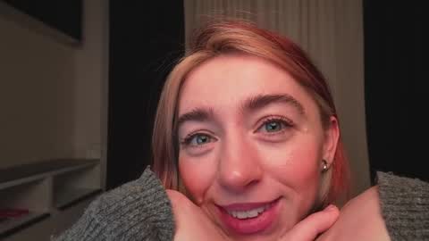 Snapshot of ameliamber0 chatting on 12-17-24, 05:58 Amelia online show from 12-17-24, 05:58