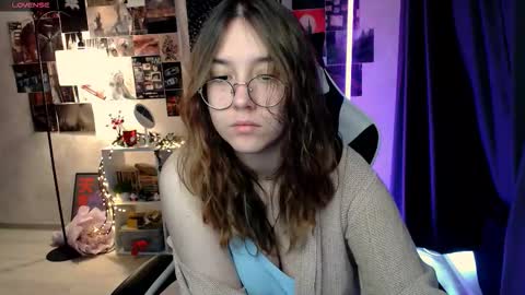 Amelia online show from 09-18-25, 07:32