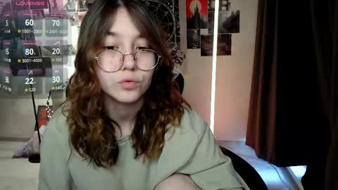 Amelia online show from 11-20-25, 08:03