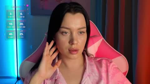 Amelia Sonk online show from 11-14-25, 10:18