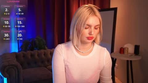  Amelia  online show from 11-20-25, 05:51