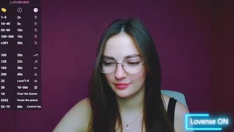 Amelie online show from 12-25-24, 06:41