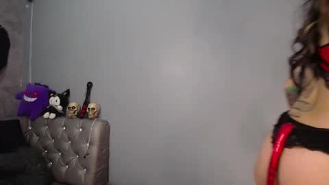 AMELIEROUS .. see you tomorrow  kisses online show from 11-10-25, 11:04