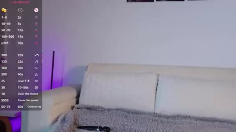 Snapshot of amelietarson chatting on 02-22-26, 09:24 Victoria online show from 02-22-26, 09:24