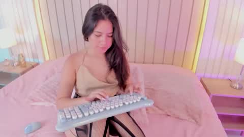 Snapshot of ameliiaa_smith chatting on 10-27-25, 09:19 Amelia online show from 10-27-25, 09:19