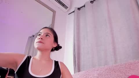 Snapshot of ameliiaa_smith chatting on 12-04-25, 08:50 Amelia online show from 12-04-25, 08:50