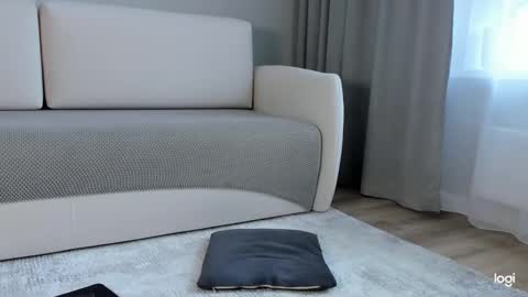 Amelina Love online show from 09-13-25, 01:38