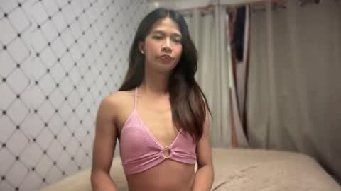 amelira_69 online show from 11-18-25, 01:00