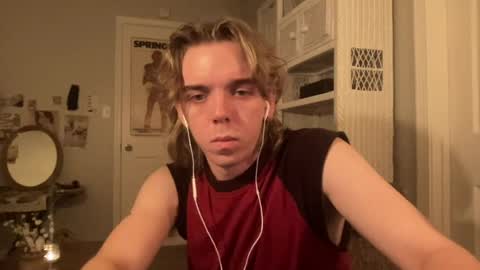 Snapshot of americanclown chatting on 07-29-26, 02:43 americanclown online show from 07-29-26, 02:43