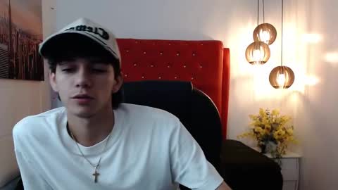 Snapshot of amethystshadow chatting on 02-25-26, 03:38 amethystshadow online show from 02-25-26, 03:38